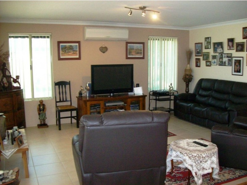 107 Hornibrook Road, Dalyellup WA 6230