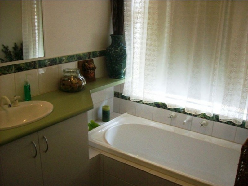 107 Hornibrook Road, Dalyellup WA 6230