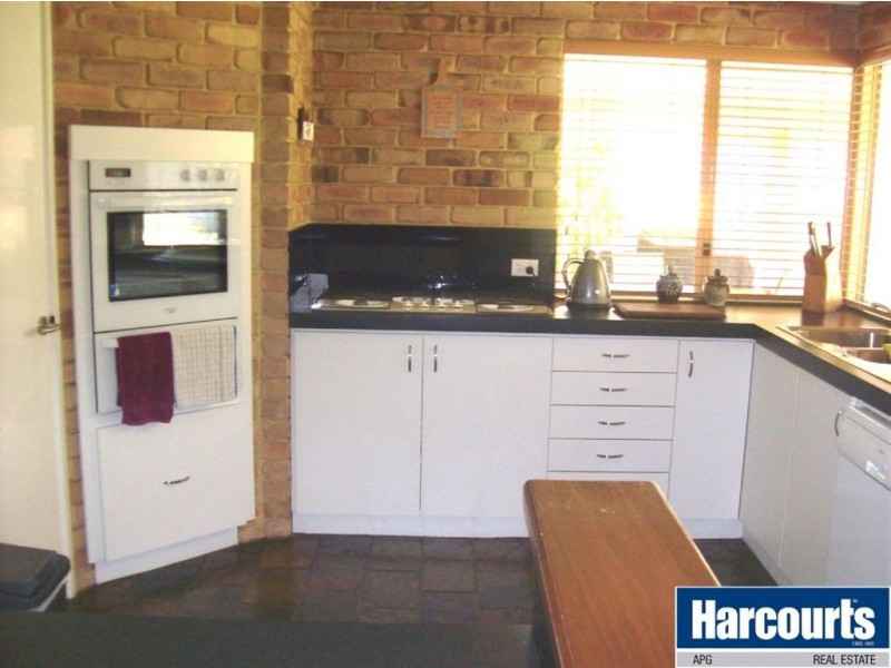 5 Mahogany Place, Eaton WA 6232