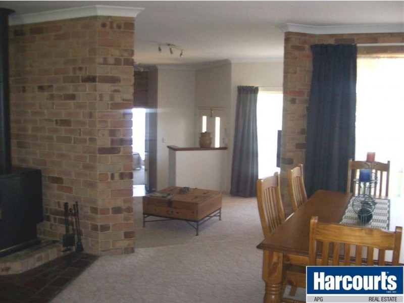 5 Mahogany Place, Eaton WA 6232