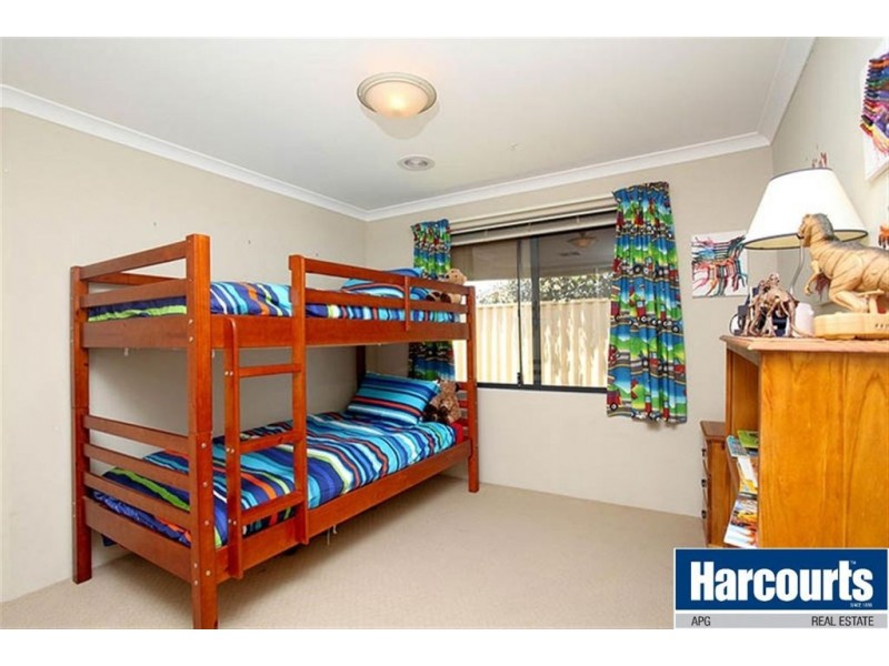 2 Greenough Place, Millbridge WA 6232