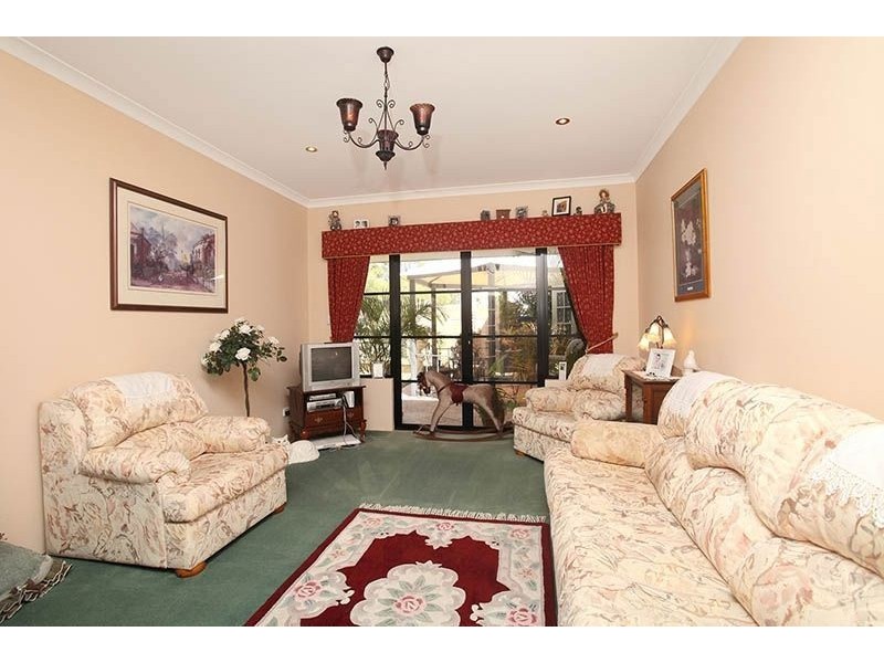 15 Gleneagle Way, Pelican Point WA 6230