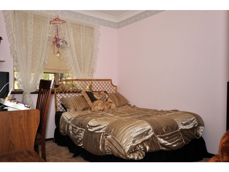 11 Hilduna Drive, Stratham WA 6237