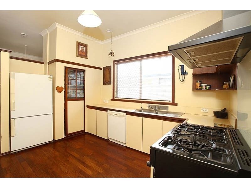 52 Minninup Road, South Bunbury WA 6230