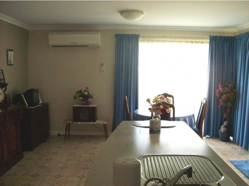 4/180 Forrest Avenue, Carey Park WA 6230