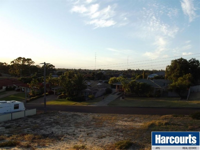 24 Geographe Way, Withers WA 6230