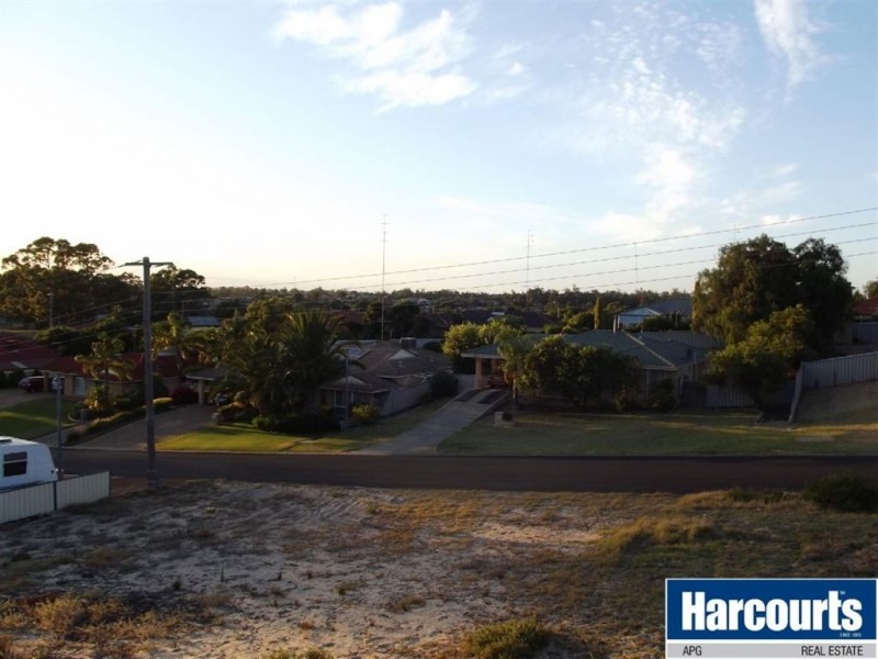 24 Geographe Way, Withers WA 6230