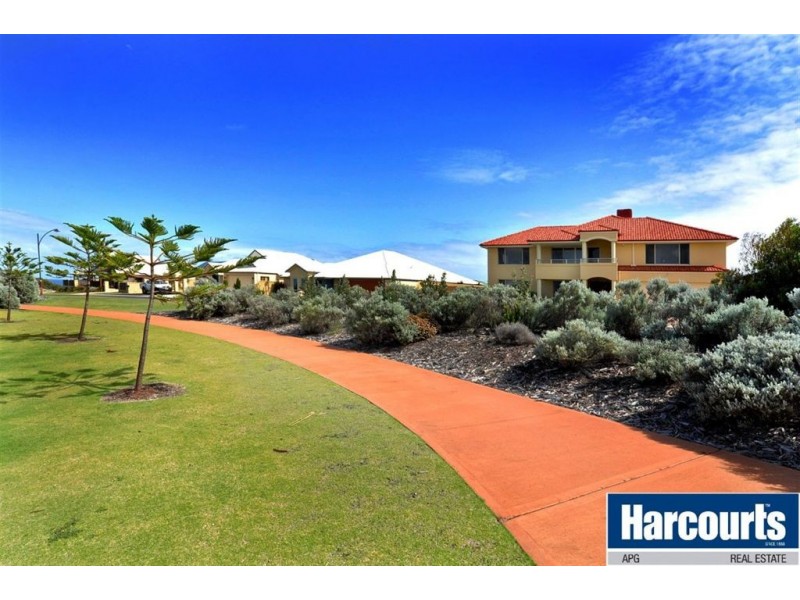 11 Naroona Drive, Dalyellup WA 6230