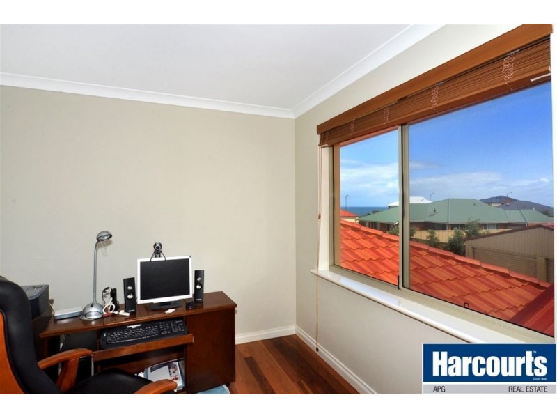 11 Naroona Drive, Dalyellup WA 6230