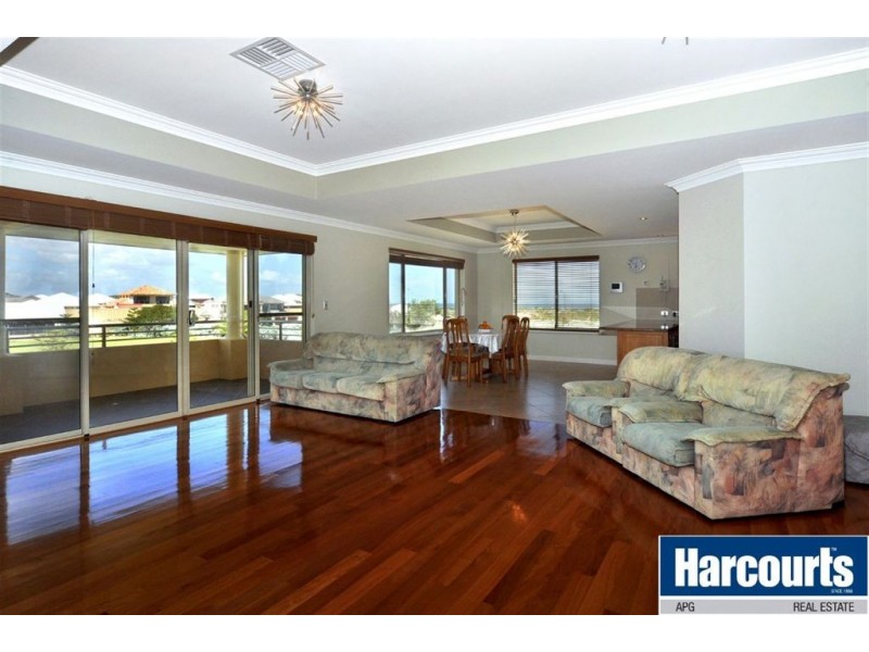 11 Naroona Drive, Dalyellup WA 6230