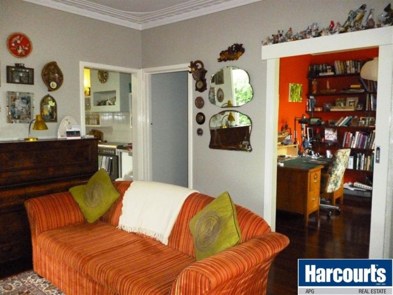 16 Rodsted Street, Bunbury WA 6230