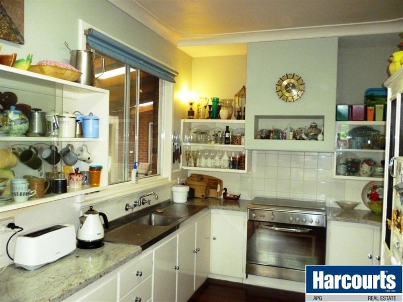 16 Rodsted Street, Bunbury WA 6230