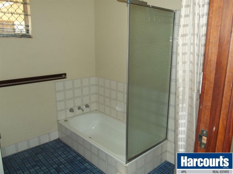 1B Coverley Drive, Collie WA 6225