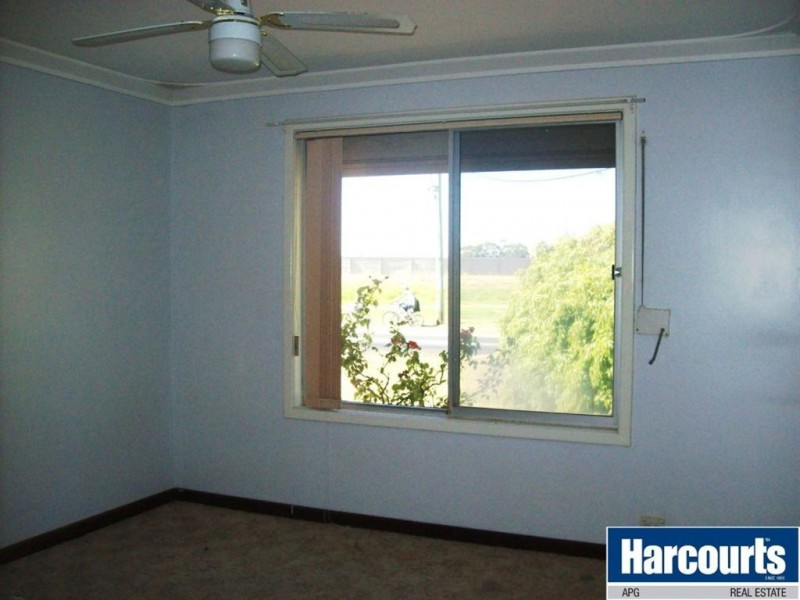 82 Ecclestone Street, Carey Park WA 6230