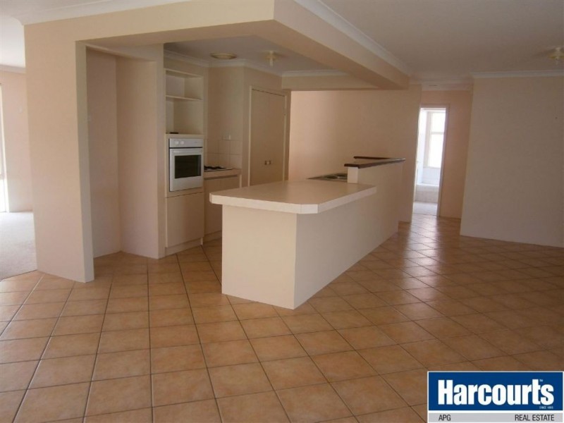 19 Barton Drive, Australind WA 6233