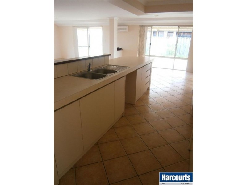 19 Barton Drive, Australind WA 6233