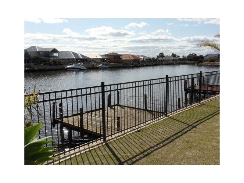 5 Riviera Way, Bunbury WA 6230