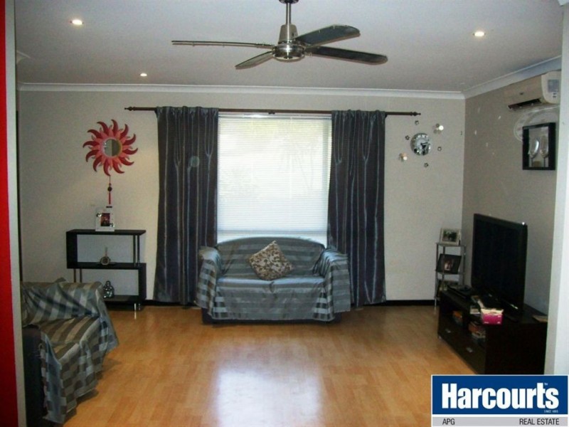 5 Hughlings Place, Australind WA 6233