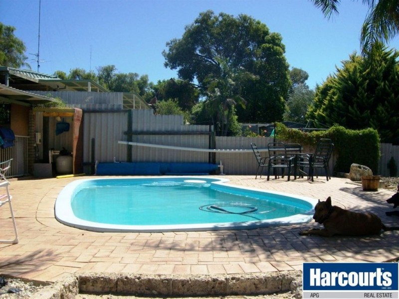 5 Hughlings Place, Australind WA 6233