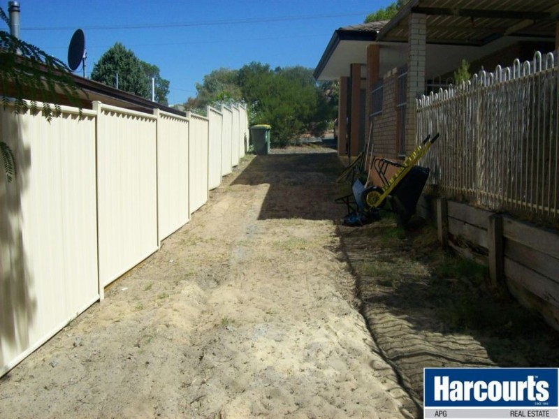 5 Hughlings Place, Australind WA 6233