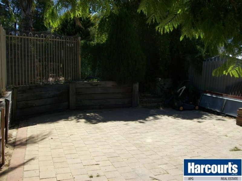 5 Hughlings Place, Australind WA 6233