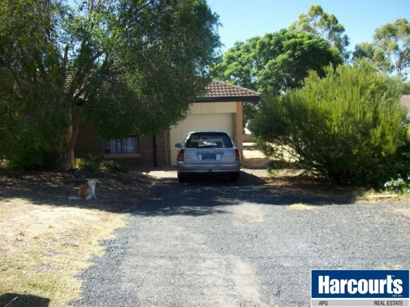 5 Hughlings Place, Australind WA 6233
