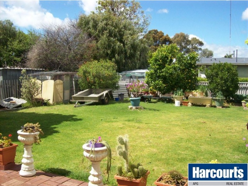 53 Hands Avenue, Carey Park WA 6230