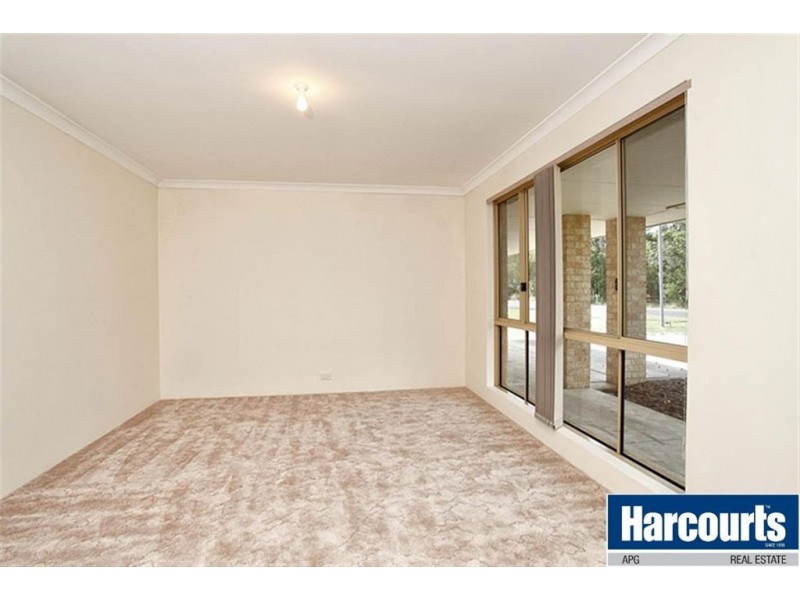 26 Armanta Drive, Carey Park WA 6230