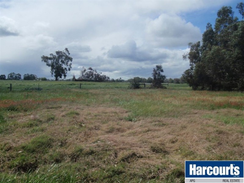 825 Railway Road, Elgin WA 6237