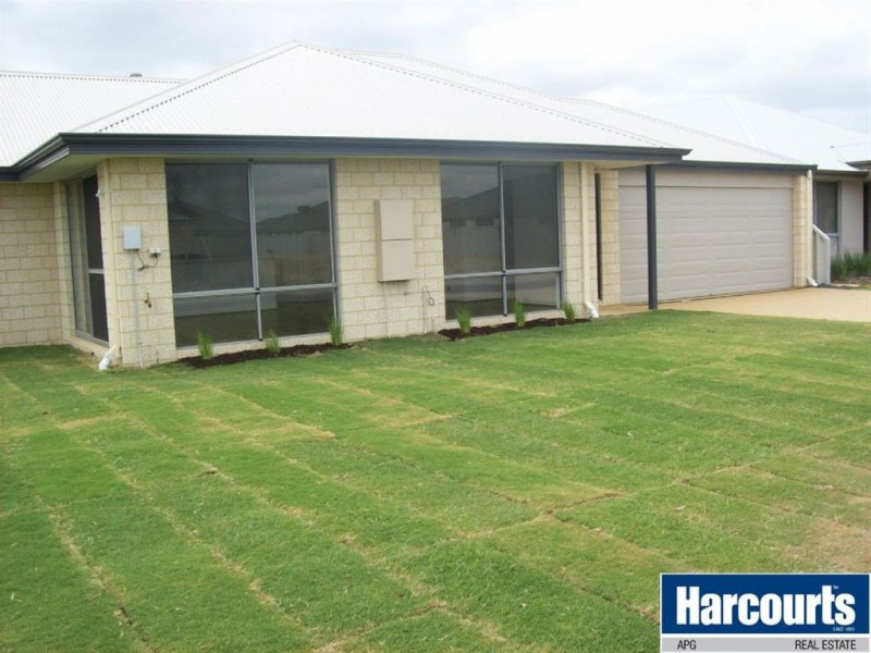 1/2 Gorrie Lane, Dalyellup WA 6230