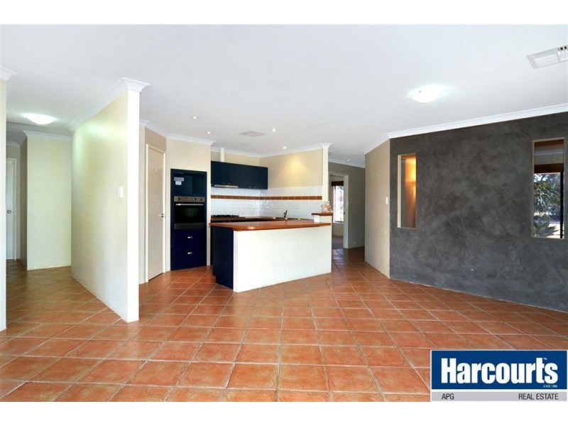 10 Gibson Terrace, Burekup WA 6227