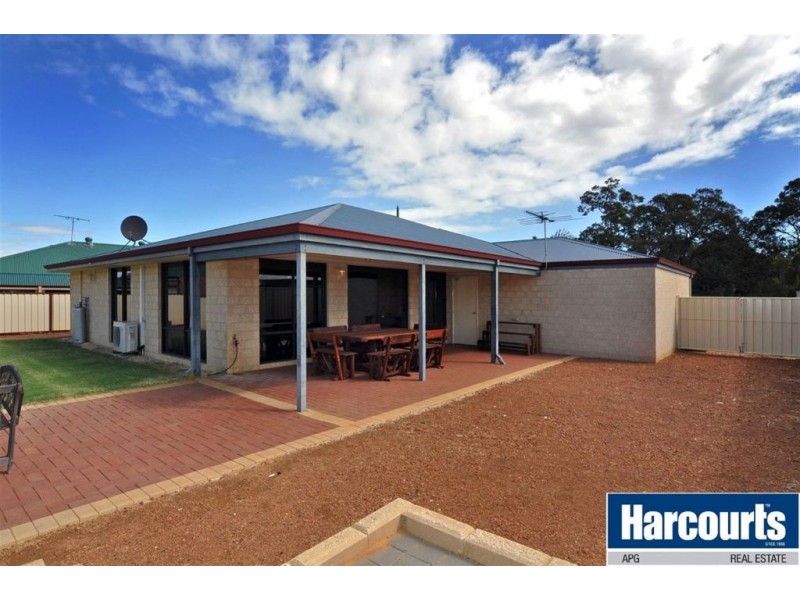 10 Gibson Terrace, Burekup WA 6227