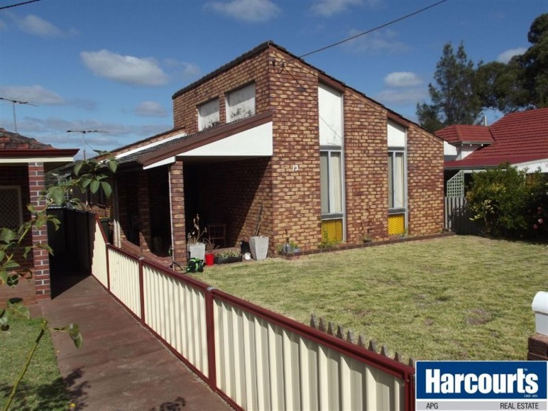 13 Hutton Street, Collie WA 6225