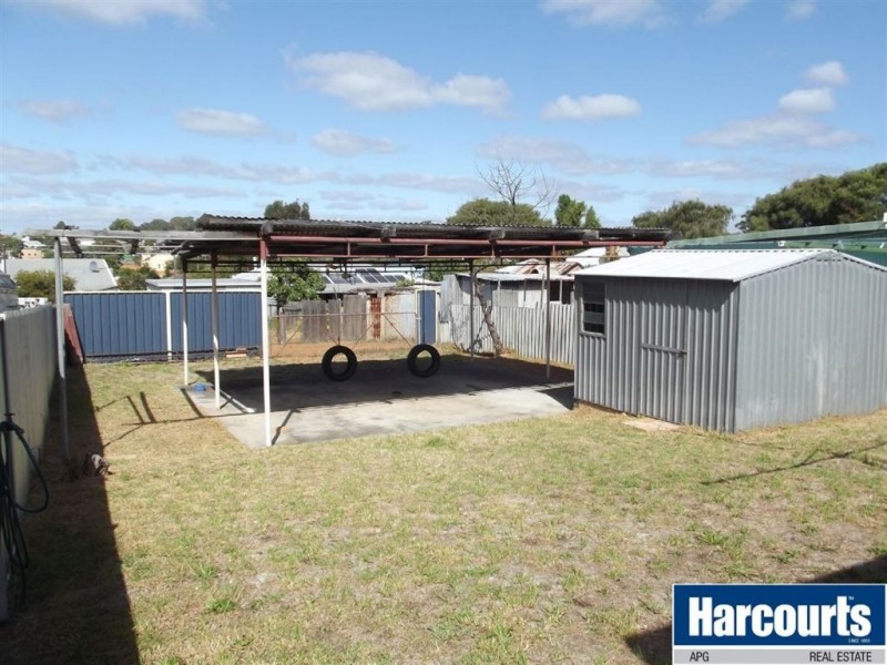13 Hutton Street, Collie WA 6225