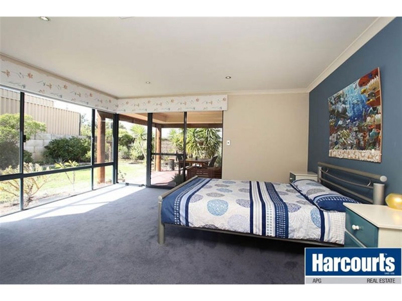 2 Lawson Road, Dalyellup WA 6230