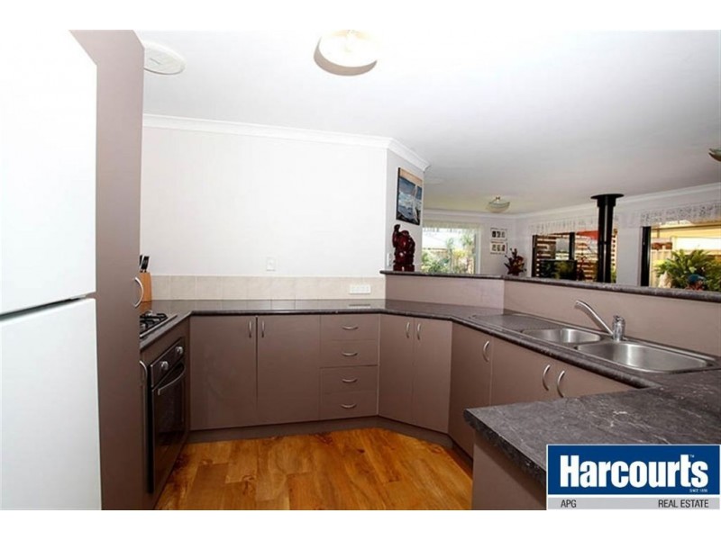 53 Swan Avenue, Millbridge WA 6232