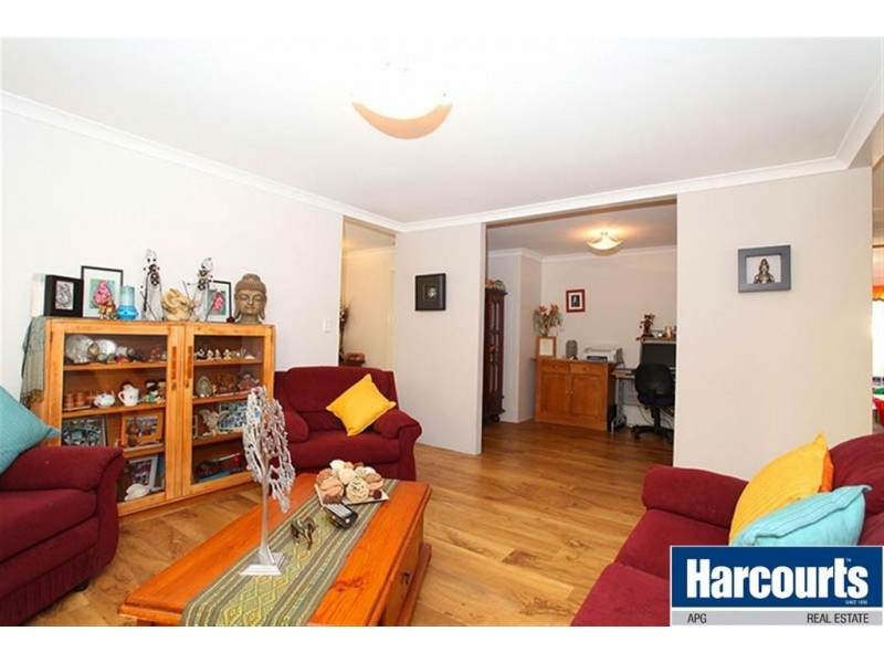 53 Swan Avenue, Millbridge WA 6232