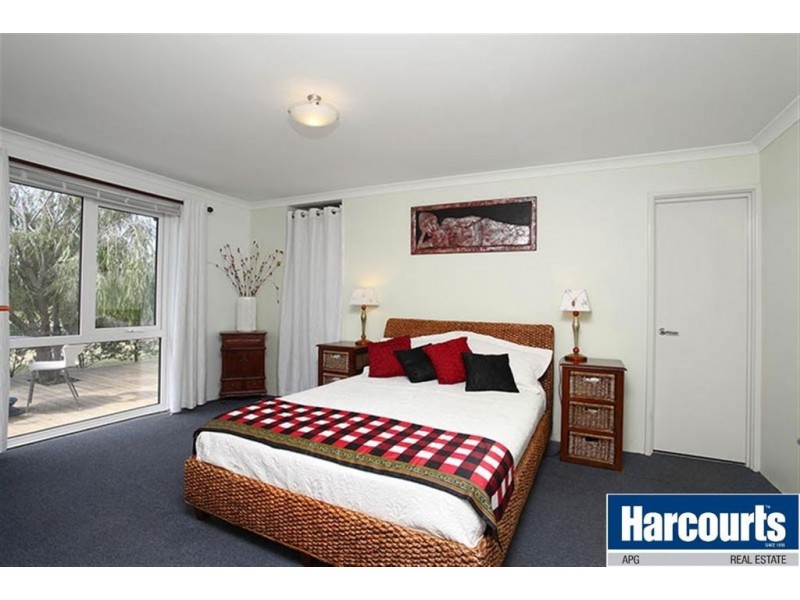 53 Swan Avenue, Millbridge WA 6232