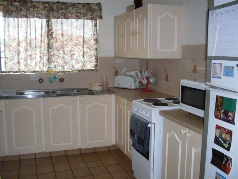 3/41 Minninup Road, Bunbury WA 6230