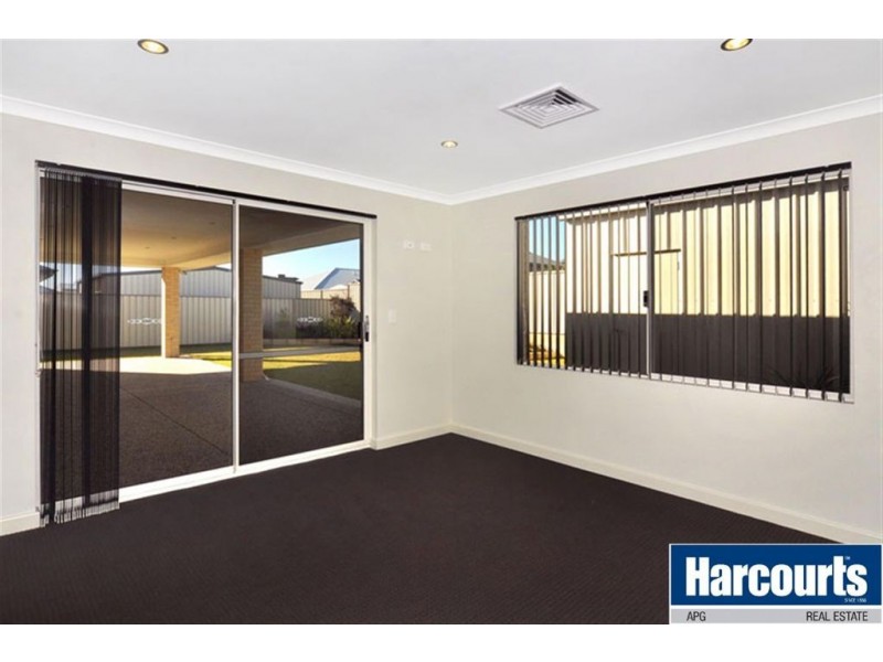 95 The Boulevard, Australind WA 6233