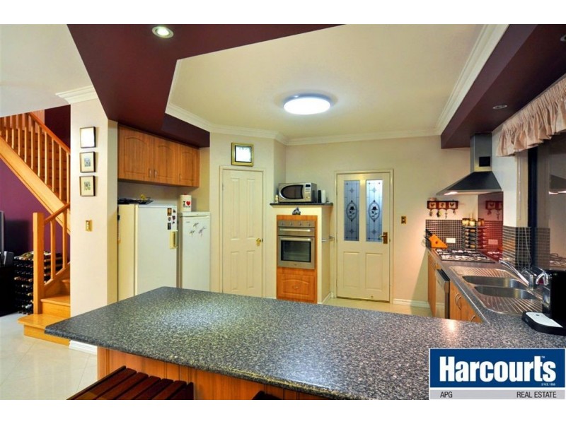 36 Vaughans Way, Australind WA 6233