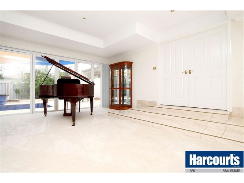 5 Christchurch Place, Bunbury WA 6230