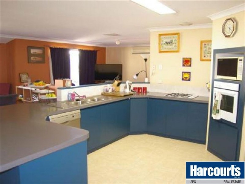 107 Leschenault Parade, Australind WA 6233