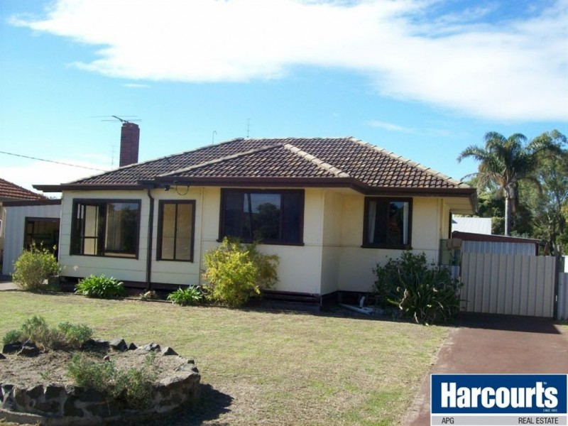 15 Doolan Street, Carey Park WA 6230