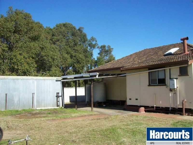 15 Doolan Street, Carey Park WA 6230