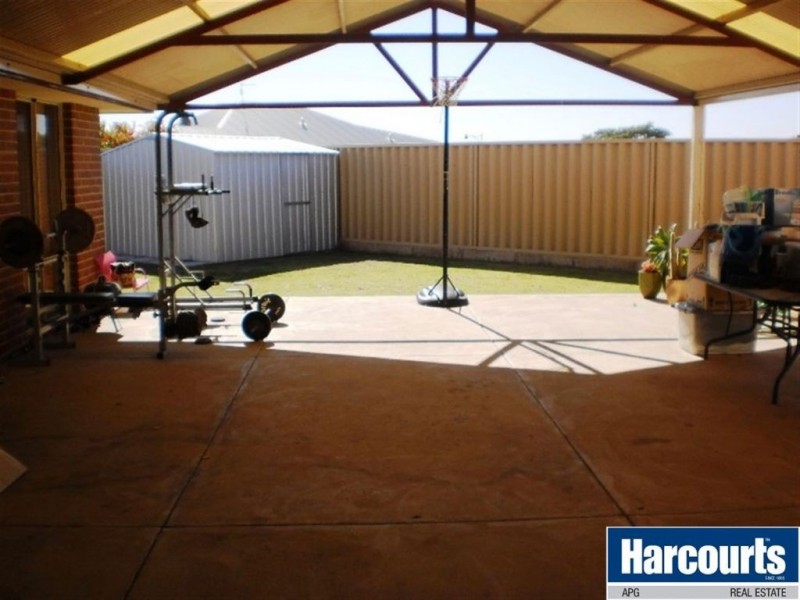 39 Carbine Loop, Millbridge WA 6232