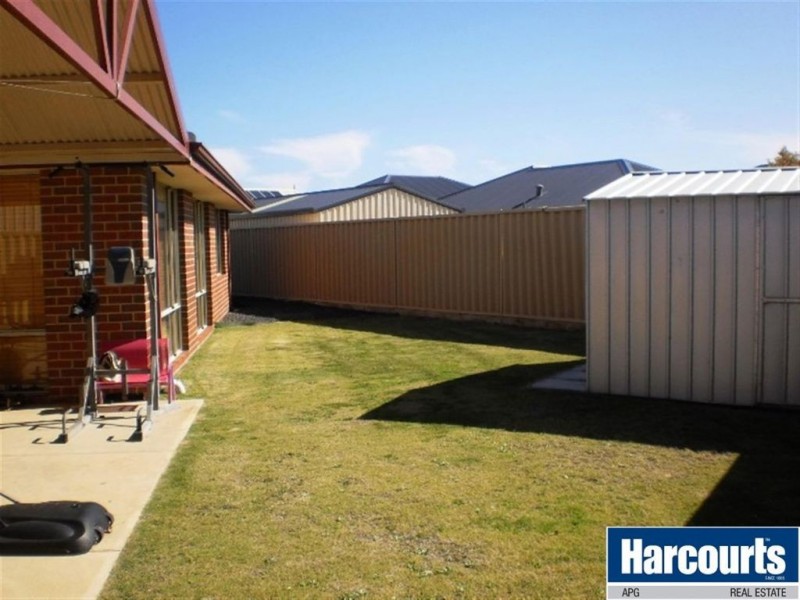 39 Carbine Loop, Millbridge WA 6232