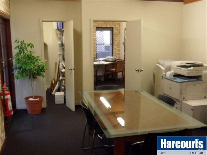 79 Victoria Street, Bunbury WA 6230