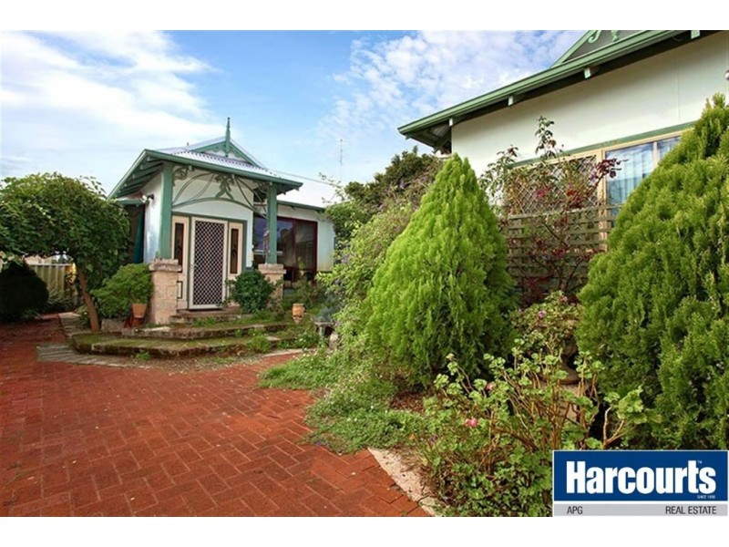 52 Minninup Road, South Bunbury WA 6230