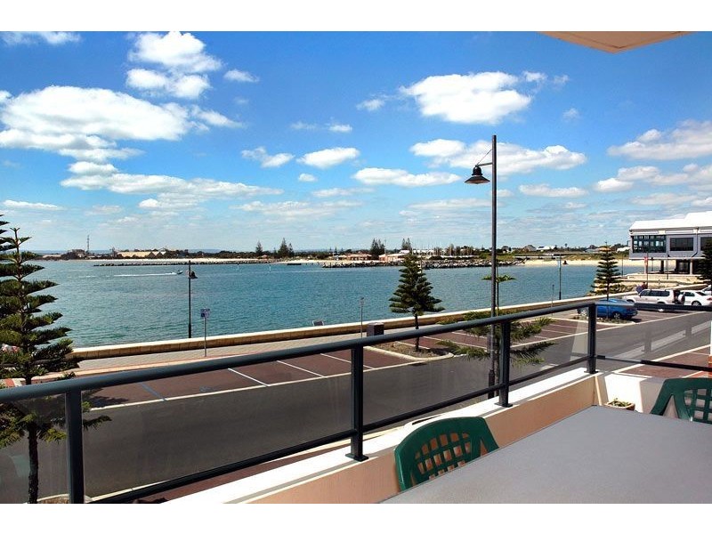 15/7 Jetty Road, Bunbury WA 6230